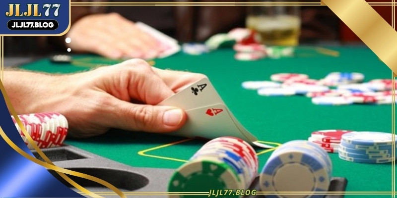 Some of our tables offer an insurance feature that protects your stake against